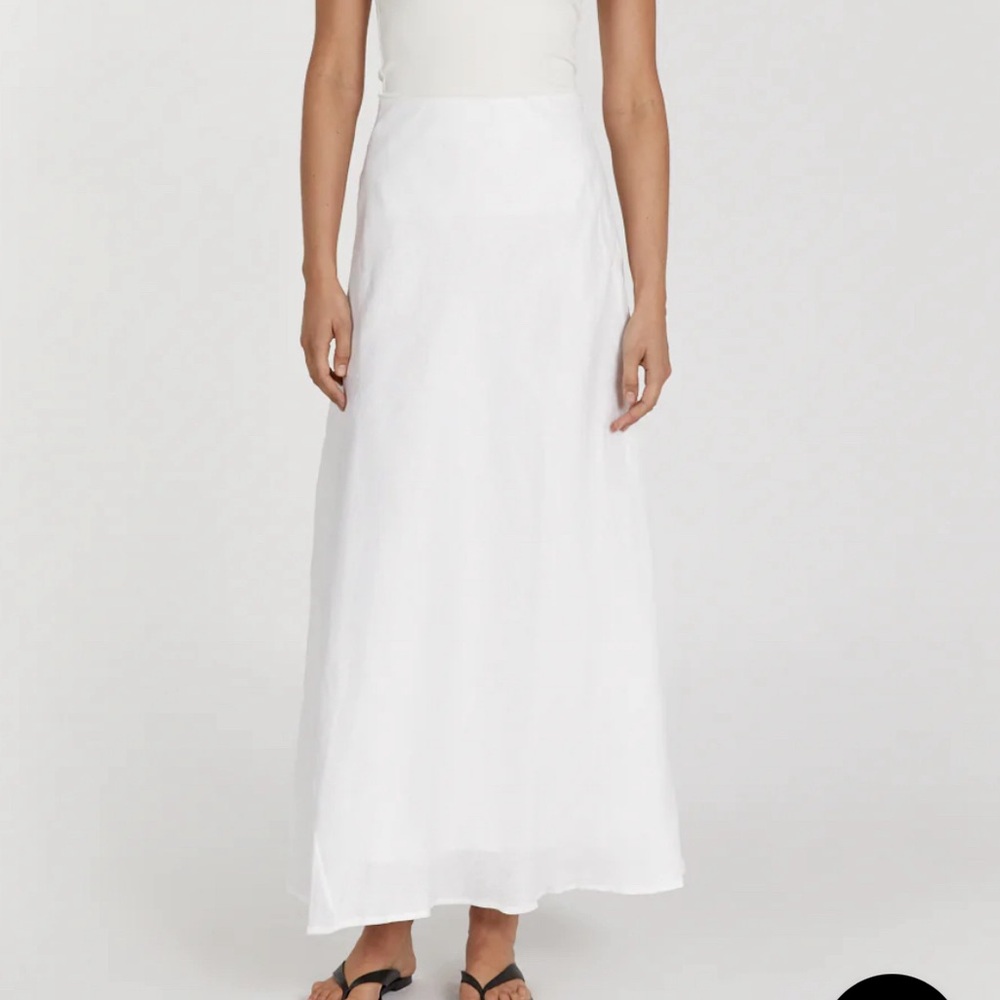 DISSH Brand new with tags Syrah Linen Maxi Skirt